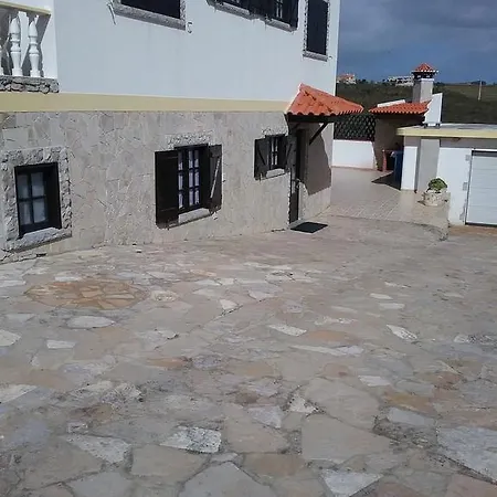 Vivenda Rocha *
